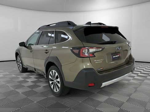Used 2023 Subaru Outback Limited AWD/4WD image 3
