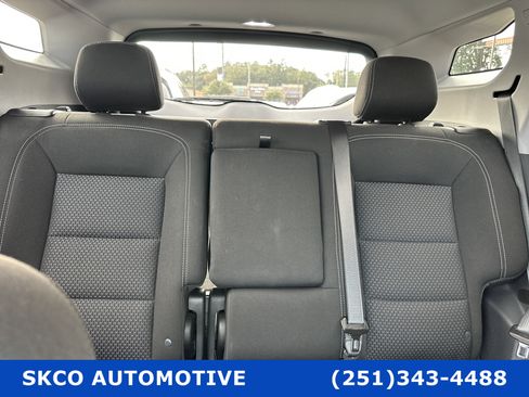 Used 2023 GMC Terrain SLE w/ Driver Convenience Package image 27