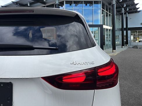 Certified 2026 Mercedes-Benz GLA 250 4MATIC image 8