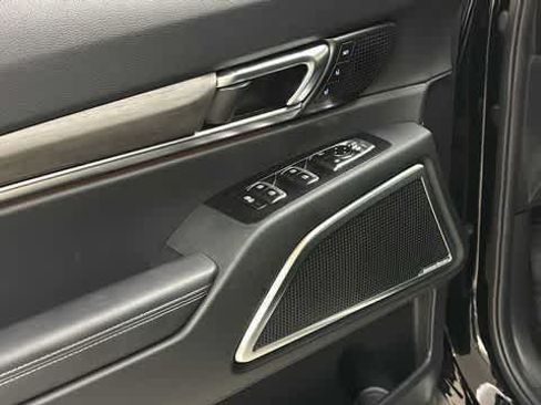 Used 2024 Kia Telluride SX Prestige X-Pro AWD/4WD image 14