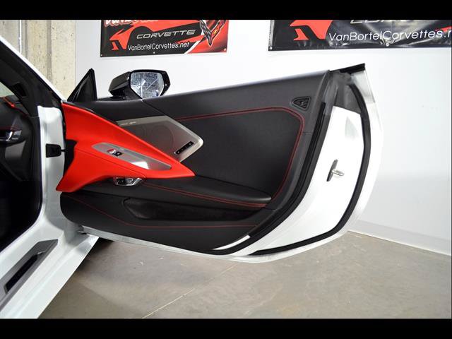 Used 2020 Chevrolet Corvette Stingray Preferred Cpe w/ 2LT Preferred Equipment Group RWD image 19