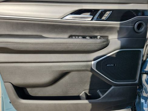 New 2026 Jeep Grand Wagoneer 4WD image 19