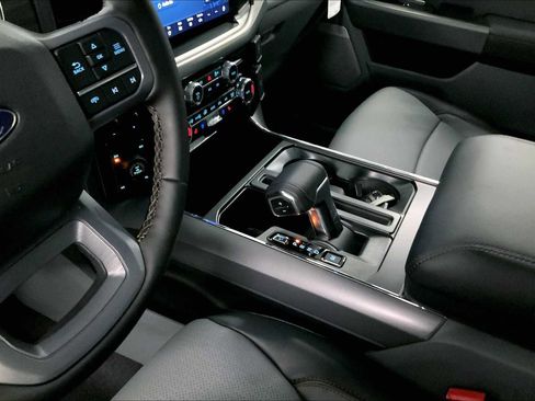 New 2025 Ford F150 Lariat w/ Equipment Group 501A Mid image 7