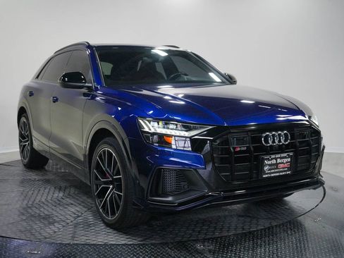 Used 2023 Audi SQ8 Premium Plus w/ SQ8 Luxury Package AWD/4WD image 3
