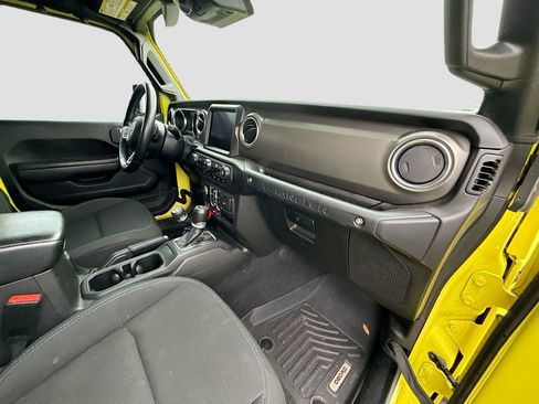 Used 2022 Jeep Wrangler Unlimited Rubicon 4xe w/ Safety Group image 31