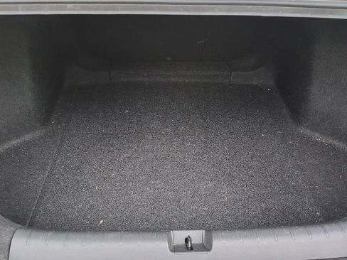 Used 2018 Honda Civic EX-L image 13