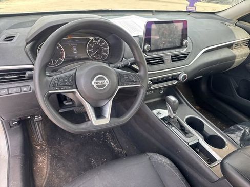 Used 2022 Nissan Altima 2.5 SV image 12