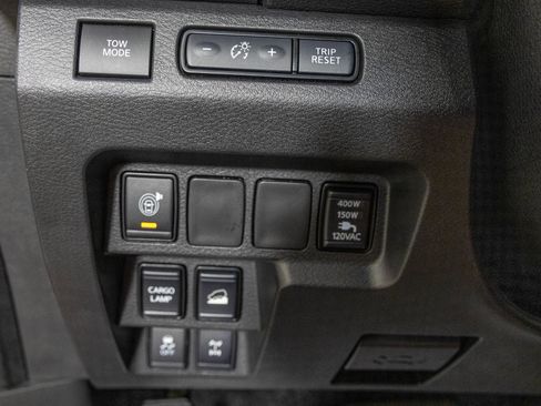 Used 2024 Nissan Frontier PRO-4X w/ Pro Convenience Package AWD/4WD image 35