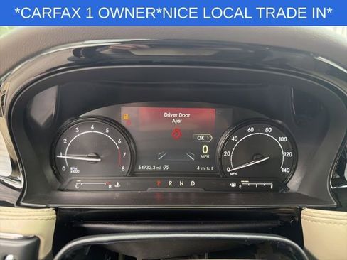 Used 2021 Lincoln Corsair Standard w/ Equipment Group 101A image 27