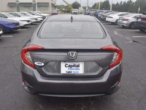 Used 2018 Honda Civic EX image 6