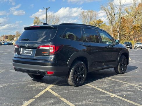 Used 2022 Honda Pilot TrailSport image 3