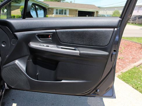 Used 2015 Subaru Impreza 2.0i AWD/4WD image 32