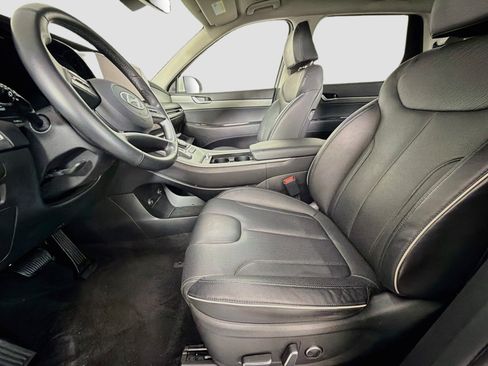 Used 2025 Hyundai Palisade SEL FWD image 13