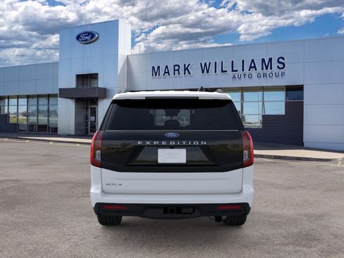 New 2026 Ford Expedition Active AWD/4WD image 6