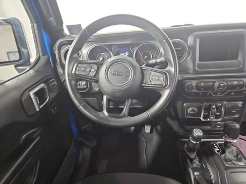 Used 2022 Jeep Wrangler Unlimited Sport AWD/4WD image 14