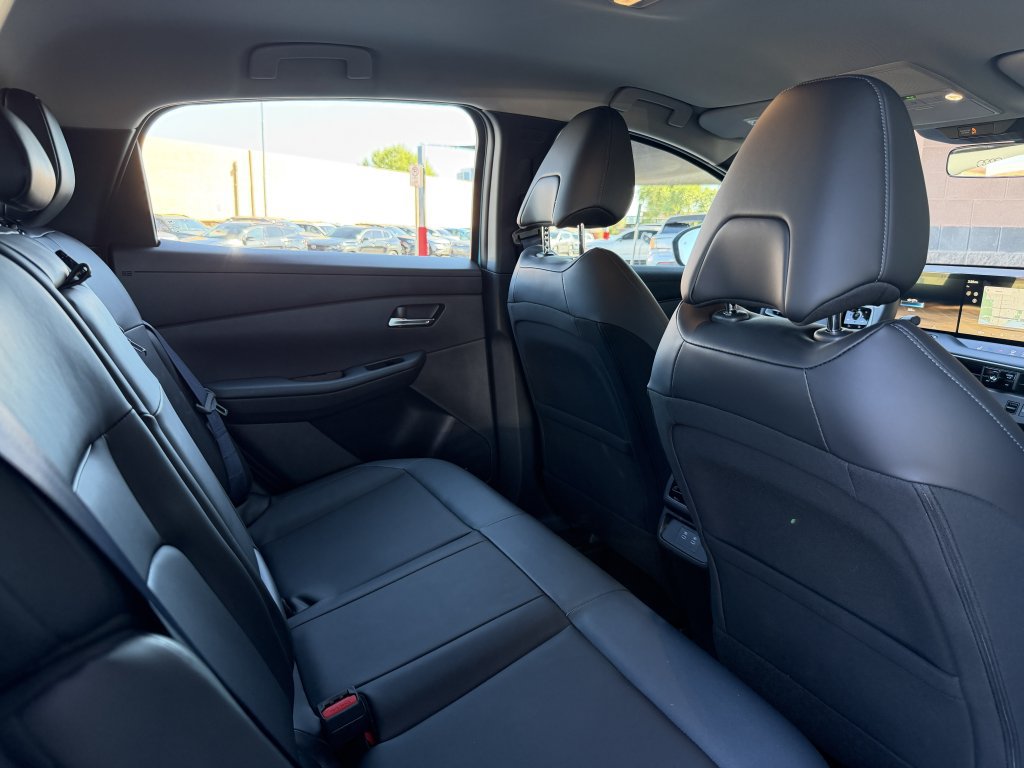 Used 2026 Nissan Leaf SV+ w/ Floor Mat Package (SV+) FWD image 39