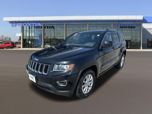 Used 2014 Jeep Grand Cherokee Laredo w/ 18" Wheel & 8.4" Radio Group AWD/4WD image 1