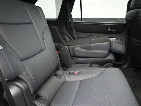 Used 2026 Toyota Sequoia Platinum AWD/4WD image 12