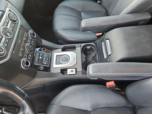 Used 2016 Land Rover LR4 HSE Silver Edition image 18