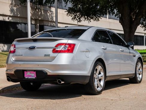 Used 2010 Ford Taurus SHO image 39