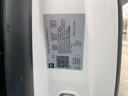 Used 2022 Chevrolet Colorado LT w/ Fleet Safety Package image 28