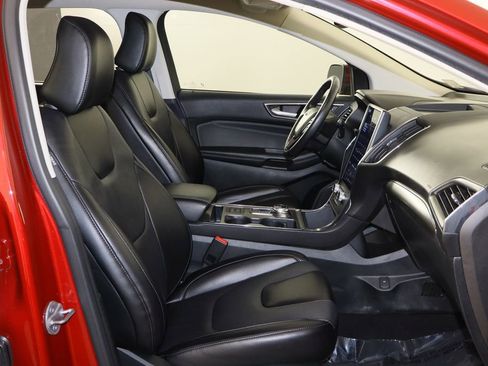 Used 2022 Ford Edge Titanium image 20