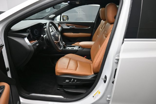 Used 2021 Cadillac XT5 Premium Luxury AWD/4WD image 10