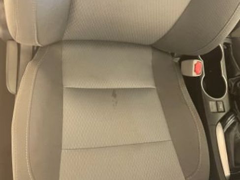 Used 2015 Toyota Corolla LE FWD image 11