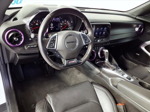 Used 2022 Chevrolet Camaro SS image 3