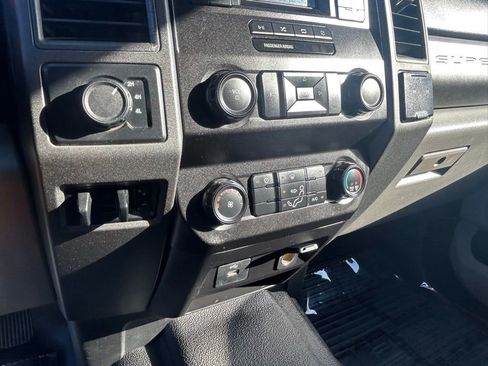 Used 2021 Ford F450 XL image 36