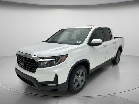 Used 2023 Honda Ridgeline RTL-E image 3