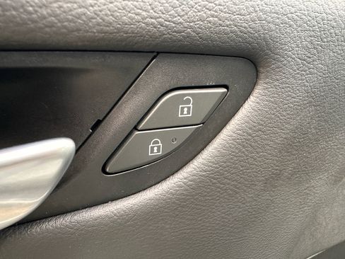 Used 2024 Cadillac XT4 Sport image 11