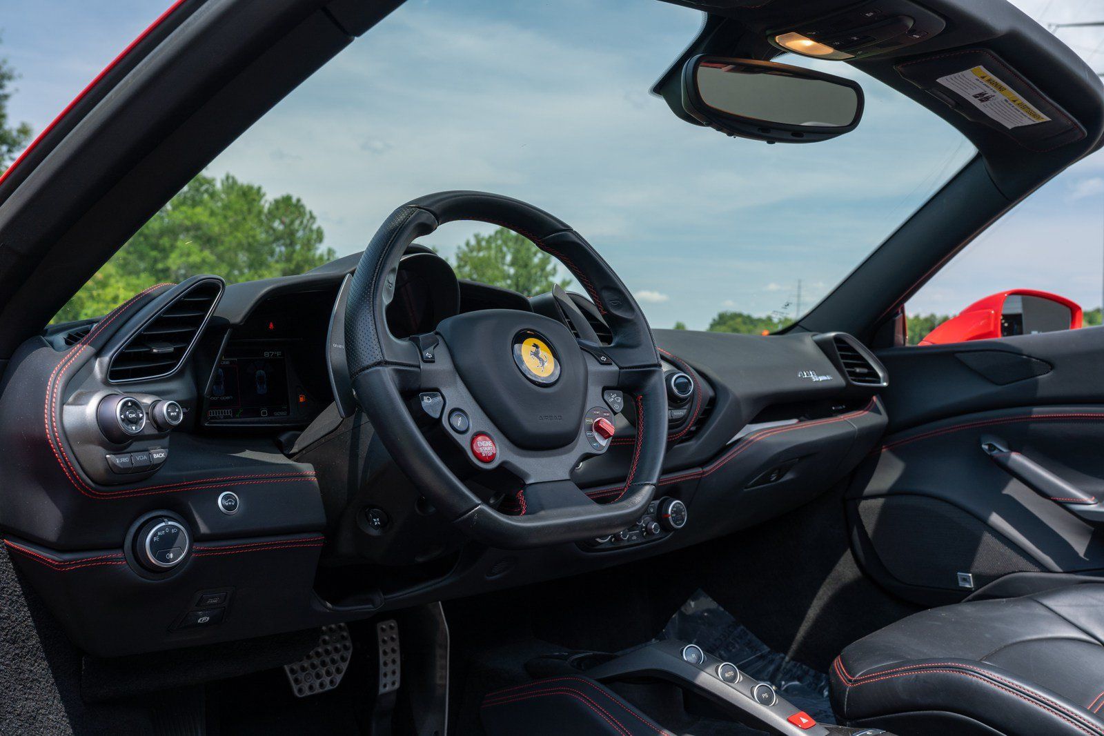 Used 2018 Ferrari 488 Spider RWD image 31