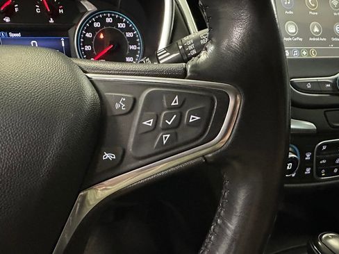 Used 2019 Chevrolet Equinox LT image 8