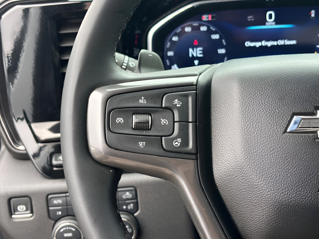 Used 2025 Chevrolet Silverado 1500 ZR2 w/ Technology Package AWD/4WD image 25