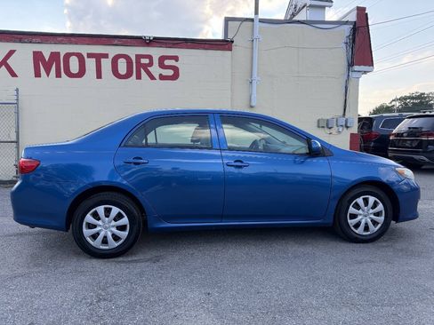 Used 2009 Toyota Corolla LE w/ All Weather Guard Pkg FWD image 9