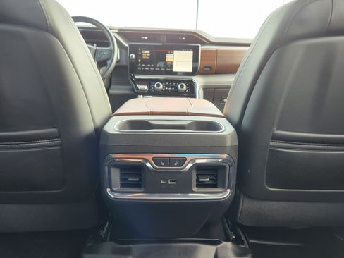 Used 2024 GMC Sierra 1500 Denali Ultimate AWD/4WD image 14