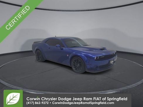 Used 2021 Dodge Challenger R/T Scat Pack RWD image 3