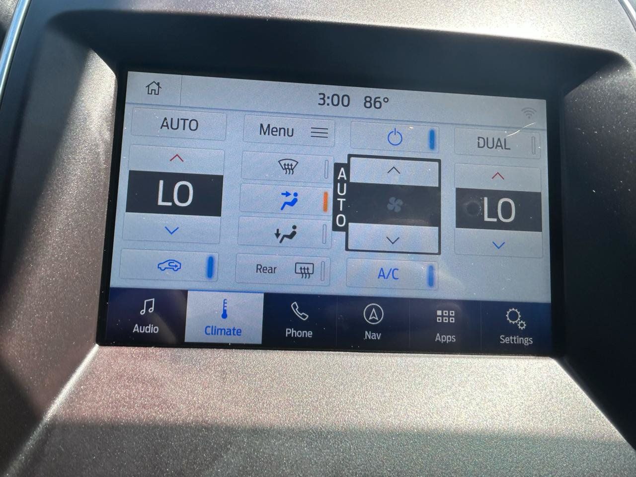 Used 2016 Ford Edge Sport w/ Equipment Group 401A AWD/4WD image 23
