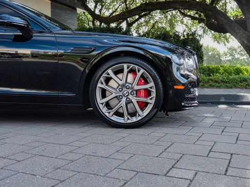 Certified 2024 Bentley Flying Spur S V8 AWD/4WD image 6