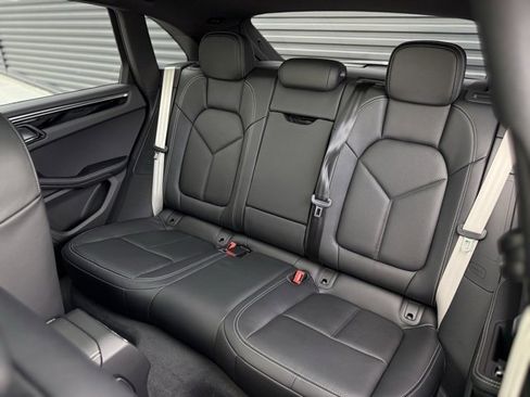 New 2025 Porsche Macan S image 23