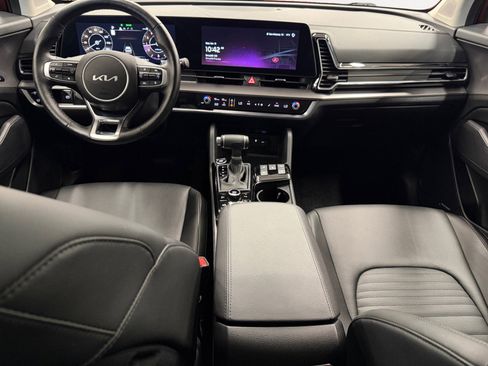 Used 2025 Kia Sportage SX FWD image 3