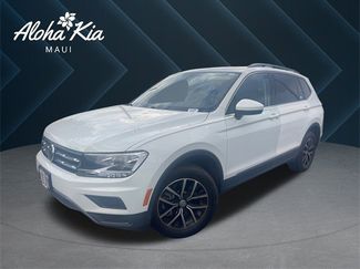 Used 2021 Volkswagen Tiguan SE w/ Panoramic Sunroof Package image 1