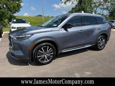 Used 2023 INFINITI QX60 Sensory w/ Vision Package AWD/4WD image 11