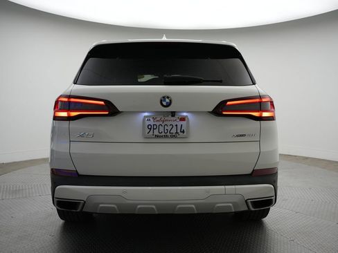Used 2021 BMW X5 xDrive40i w/ Premium Package 2 AWD/4WD image 4