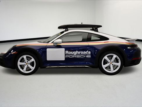 Used 2024 Porsche 911 Dakar image 2