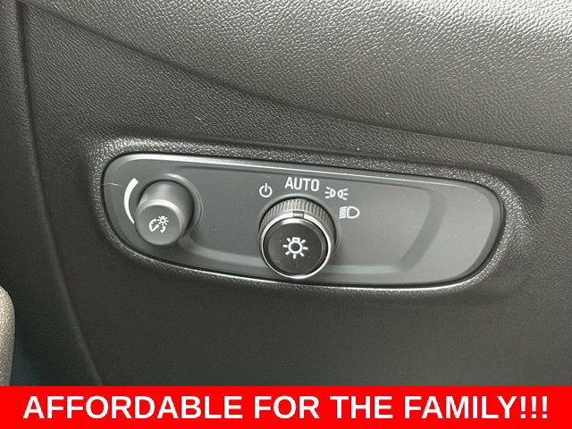 Used 2019 Chevrolet Equinox LS FWD image 19