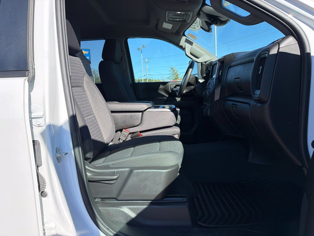 Used 2024 Chevrolet Silverado 2500 Custom w/ Custom Convenience Package AWD/4WD image 30
