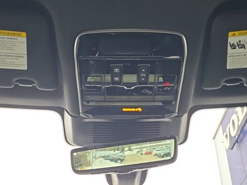 New 2026 Land Rover Range Rover Sport Dynamic SE image 23