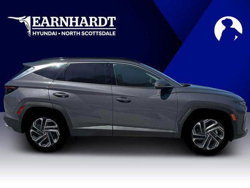 New 2026 Hyundai Tucson Limited FWD image 9